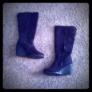 SODA high-rise boots